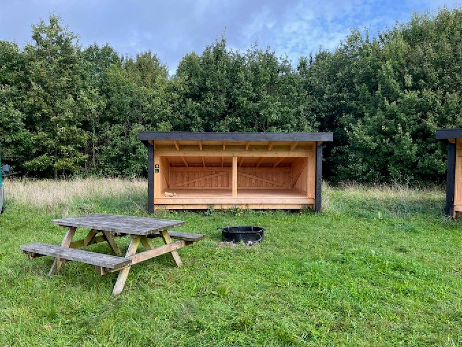 Billede af shelter Stege Skov Shelter - Gul