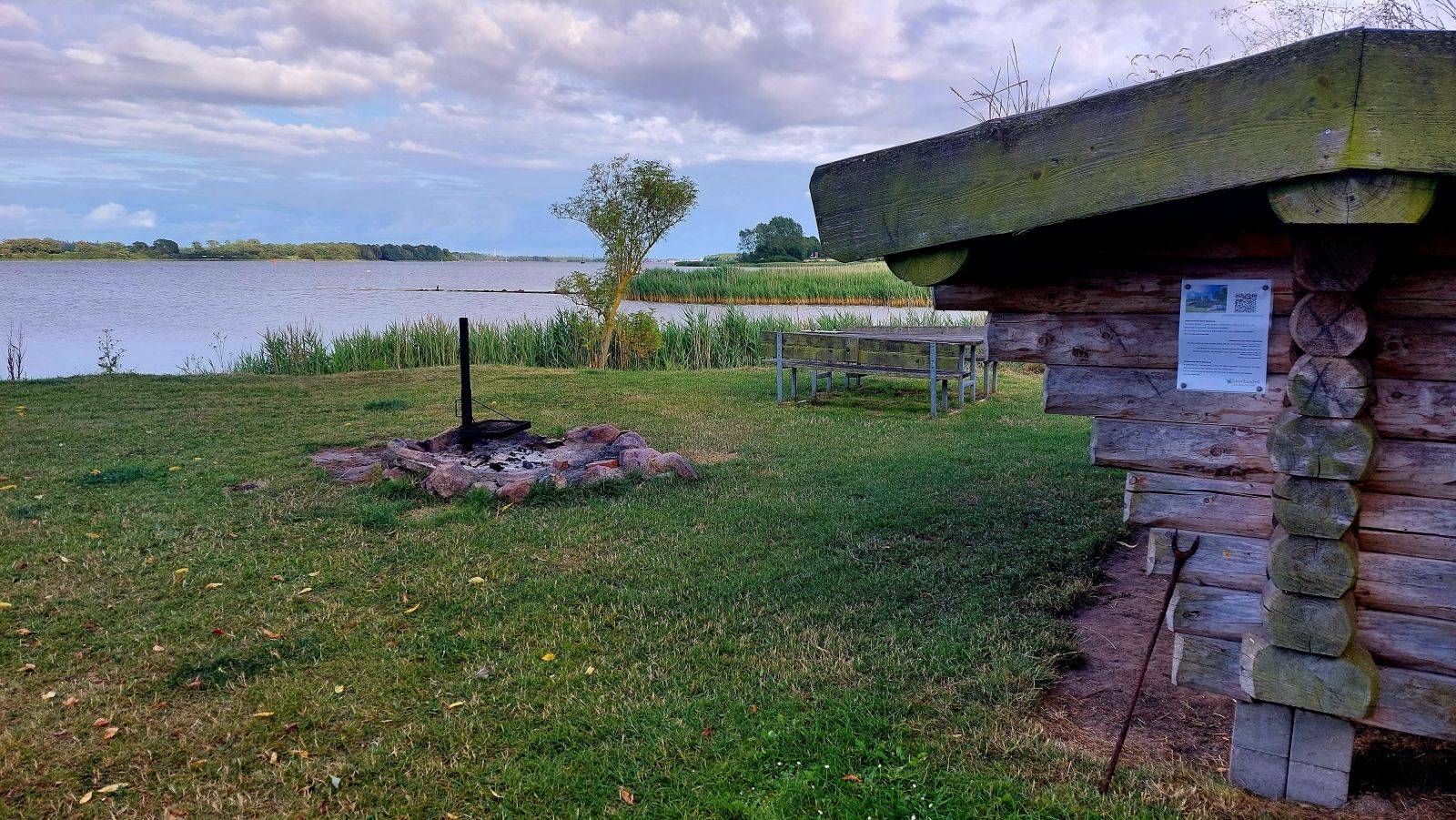 Billede af shelter Hjelm Bådelaug
