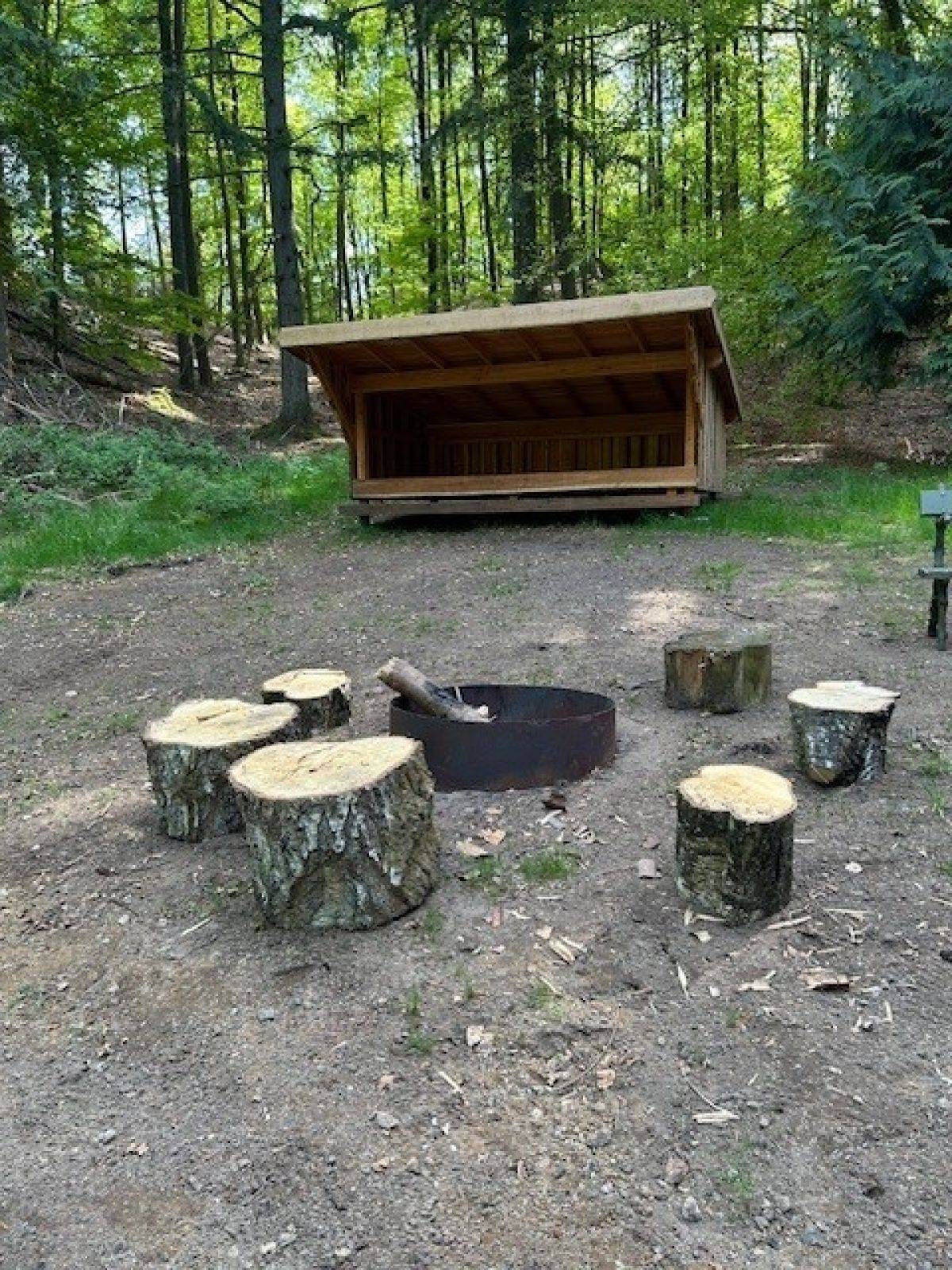 Billede af shelter Legind Bjerge, Gl. Friluftsscene – billede 3