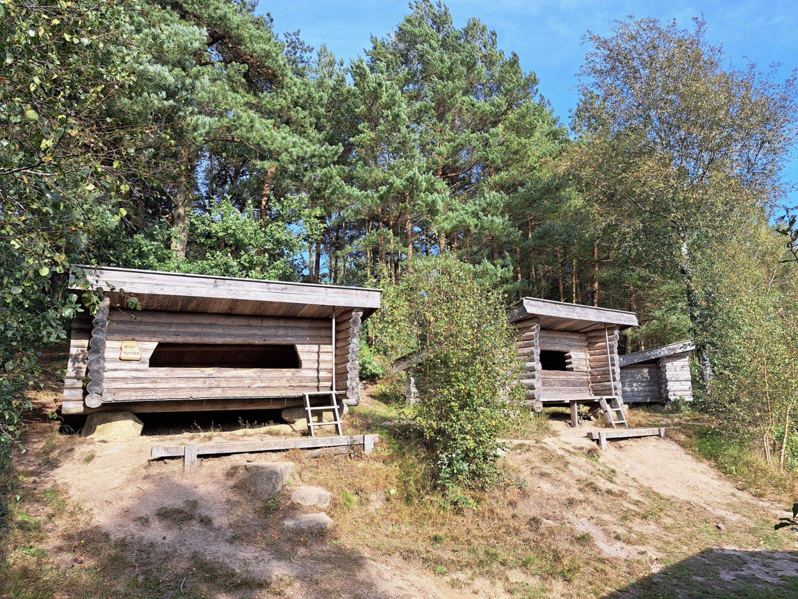 Billede af shelter Sheltere på lejrplads Rundemosen