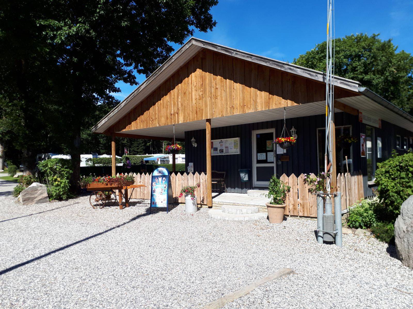 Billede af shelter Bøllingsø Camping